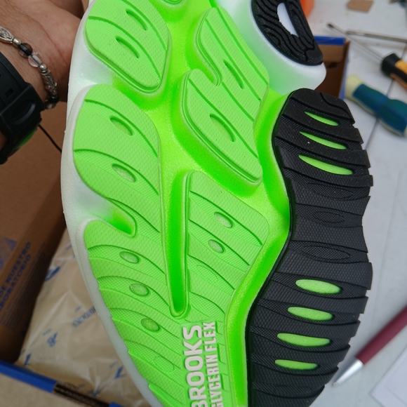 Brooks Men's White and Neon Green Athletic Shoes - Picture 9 of 10